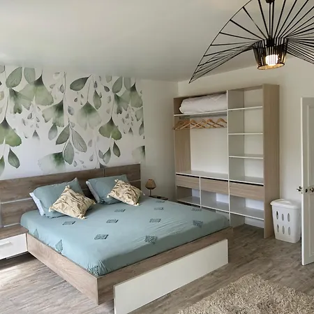 A L Ombre Du Cerisier Holiday home