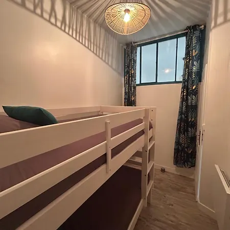 A L Ombre Du Cerisier Holiday home Les Riceys